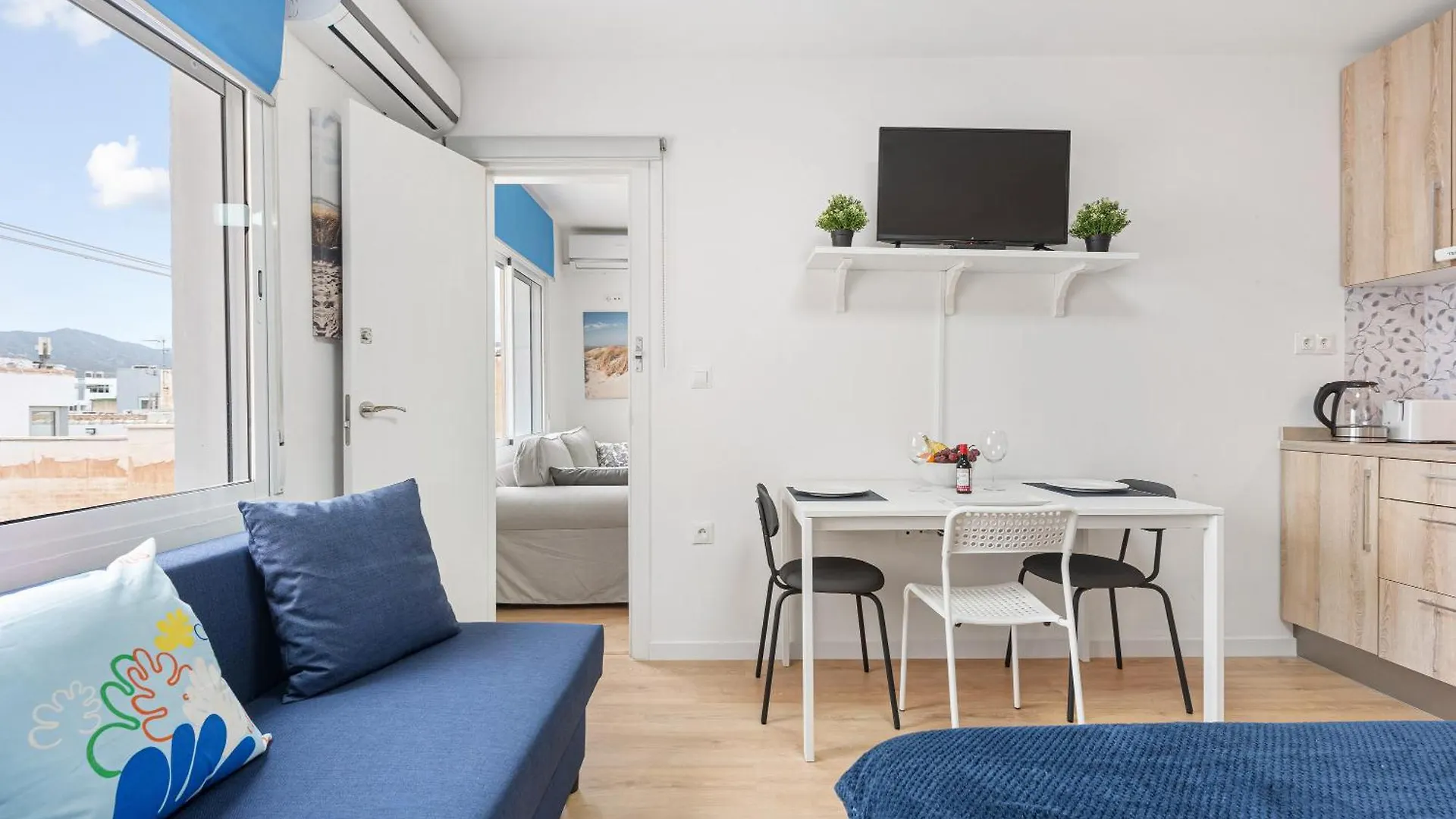 Estudios Larios 9 Málaga